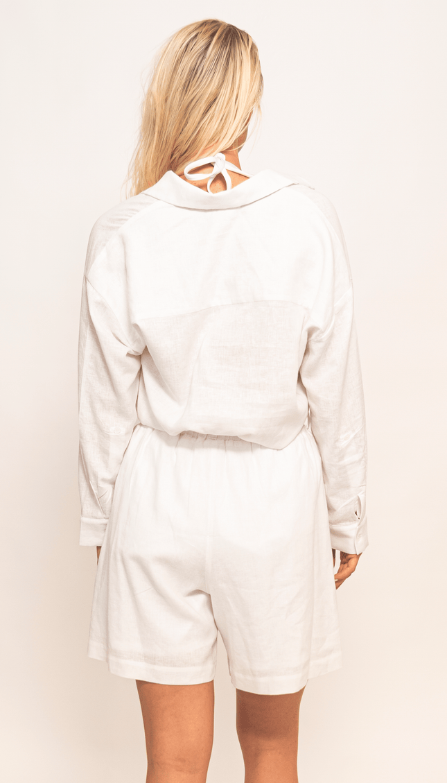 Short Blanco Lino, Colección ODISEA - Bari, los mejores trajes de baño y Bikinis. Diseño y tecnología juntos.