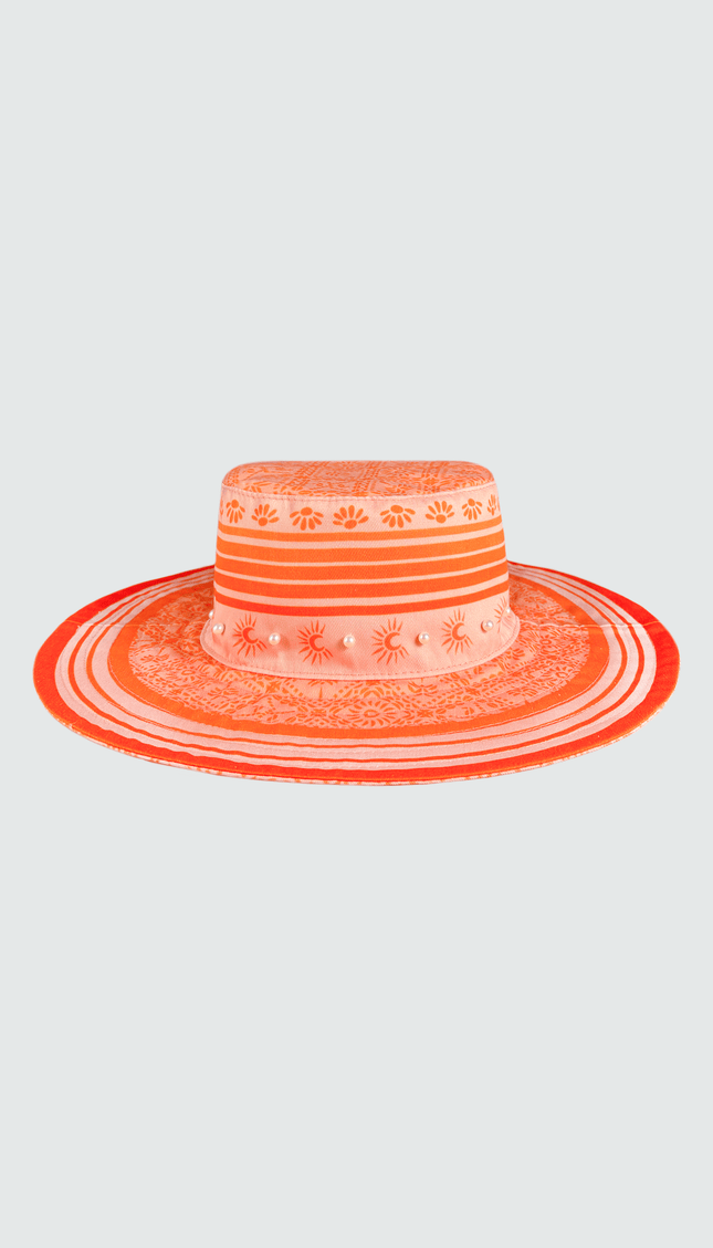 Sombrero Groovy, Colección Pacifico - Bari, los mejores trajes de baño y Bikinis. Diseño y tecnología juntos.