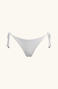 Tanga Blanca, Colección Alquimia - Bari, los mejores trajes de baño y Bikinis. Diseño y tecnología juntos.