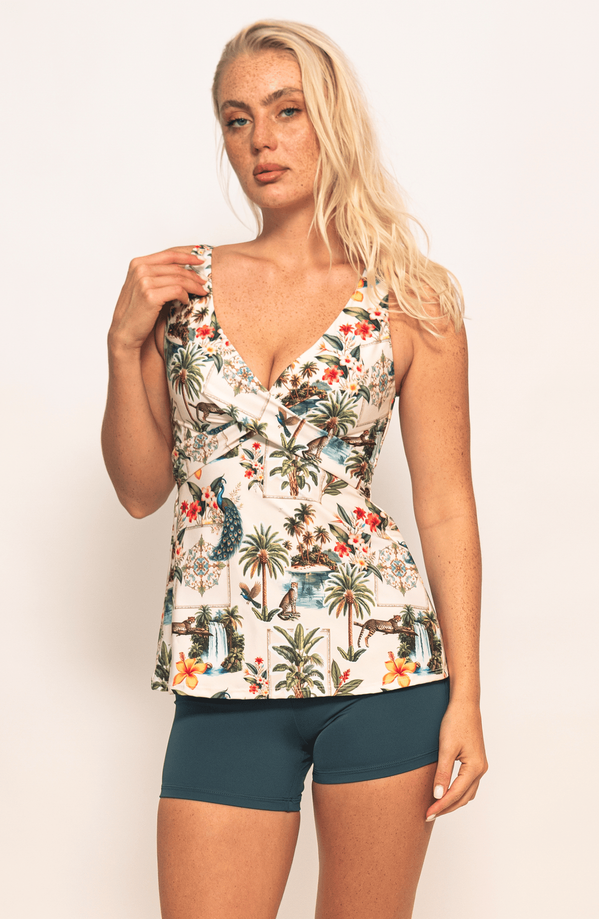 Tankini con Short , Colección ODISEA - Bari, los mejores trajes de baño y Bikinis. Diseño y tecnología juntos.