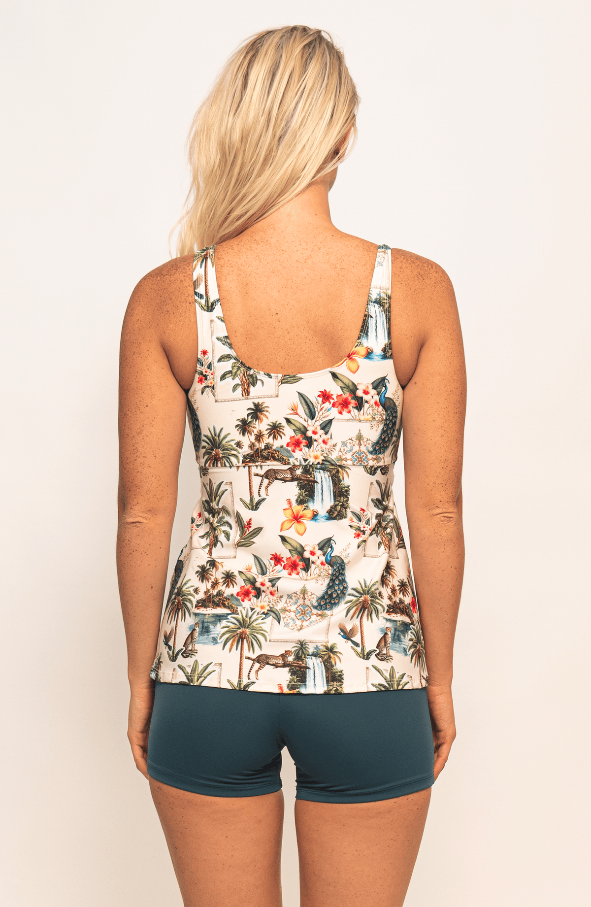 Tankini con Short , Colección ODISEA - Bari, los mejores trajes de baño y Bikinis. Diseño y tecnología juntos.