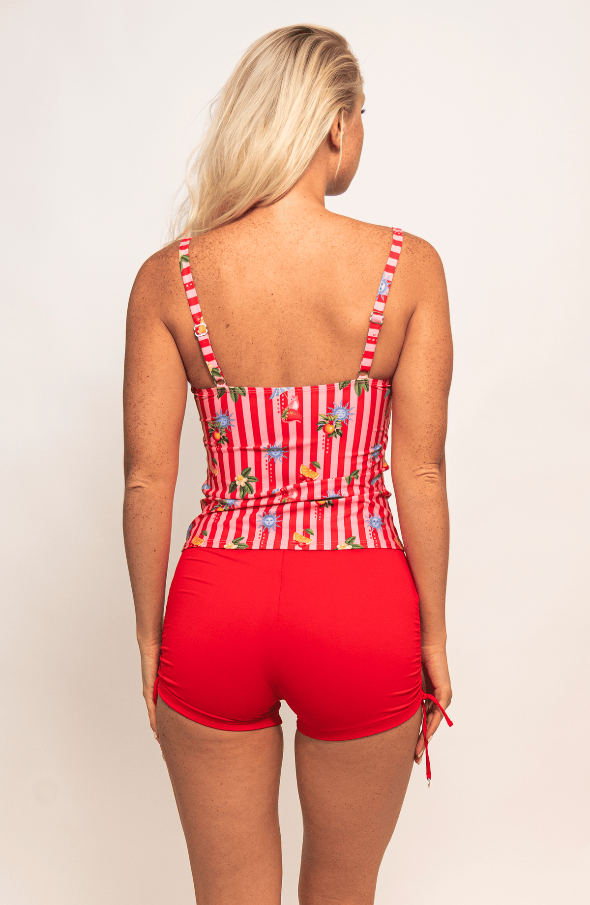 Tankini con Short Rayas, Colección Alma Fruta - Bari, los mejores trajes de baño y Bikinis. Diseño y tecnología juntos.