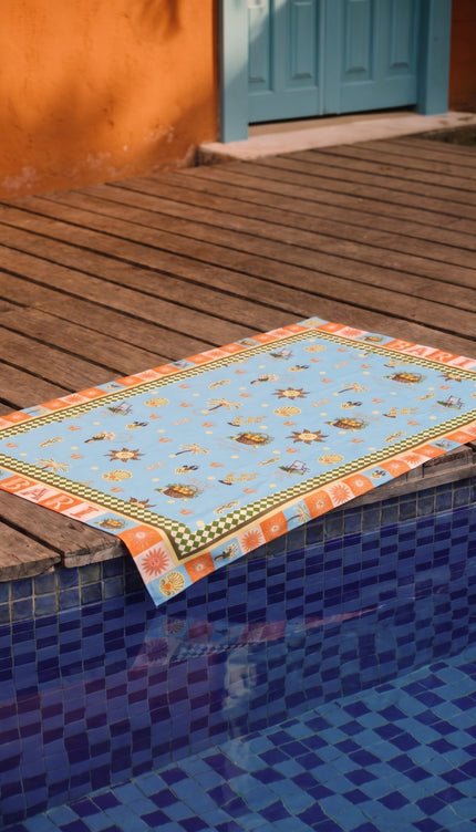 Toalla Reversible Campirana , Colección ODISEA - Bari, los mejores trajes de baño y Bikinis. Diseño y tecnología juntos.