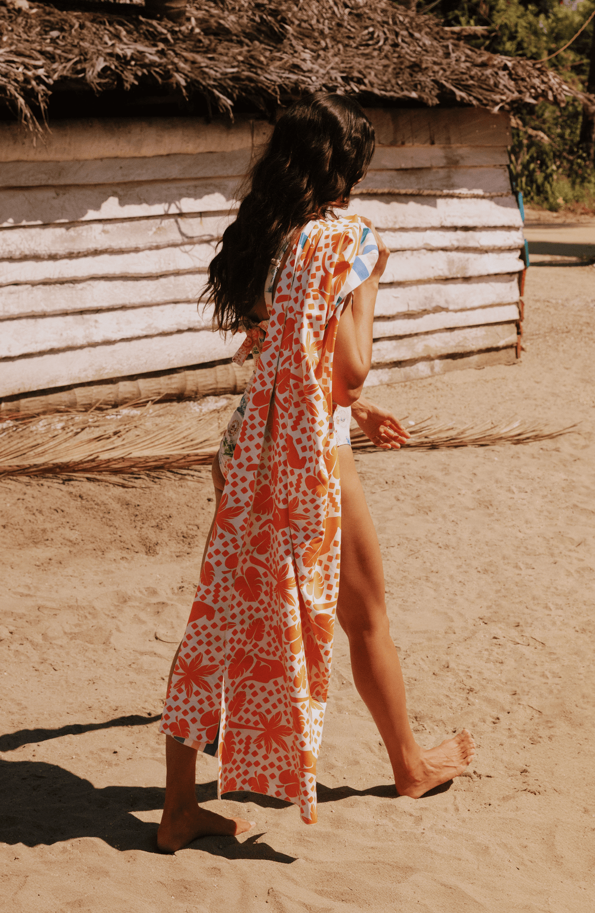 Toalla Reversible , Colección ALMA FRUTAL - Bari, los mejores trajes de baño y Bikinis. Diseño y tecnología juntos.
