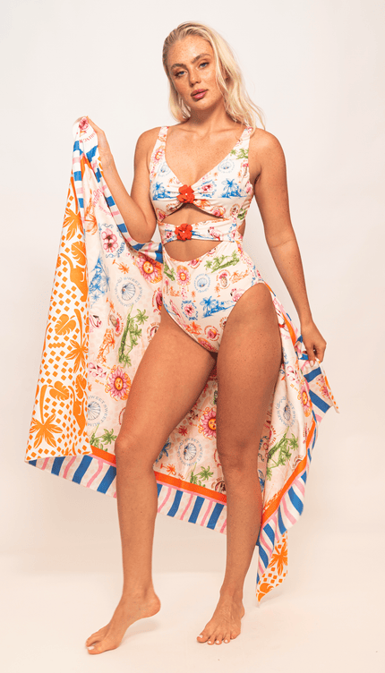 Toalla Reversible , Colección ALMA FRUTAL - Bari, los mejores trajes de baño y Bikinis. Diseño y tecnología juntos.
