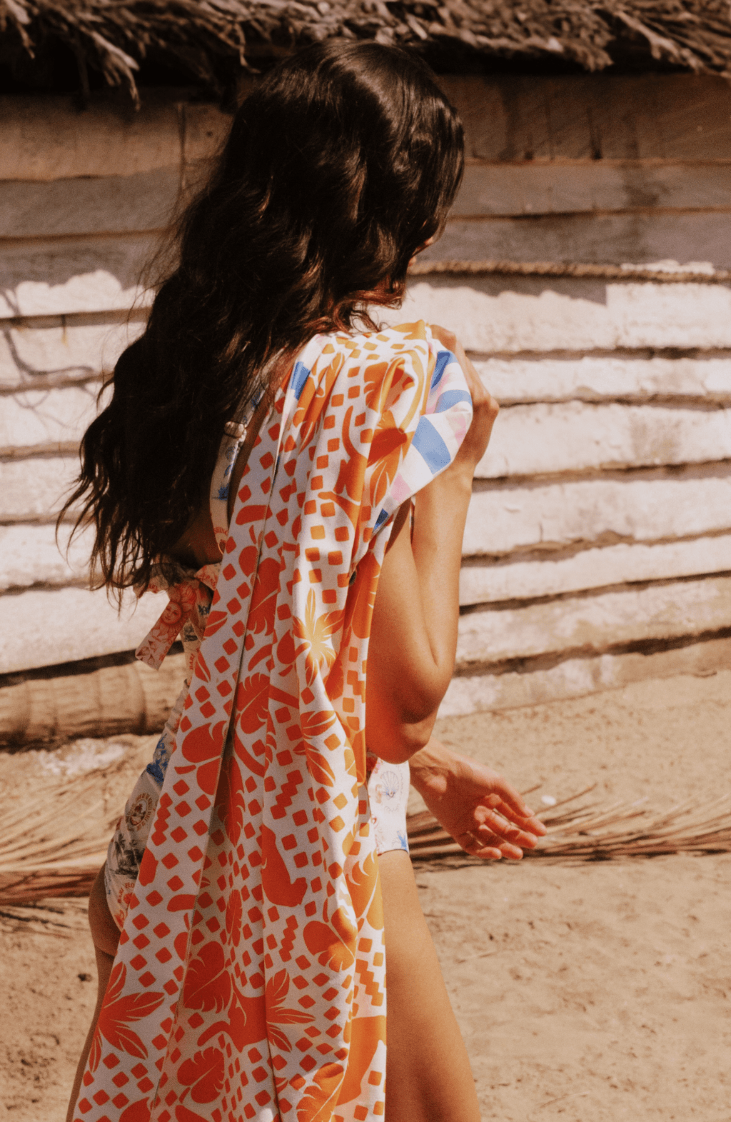 Toalla Reversible , Colección ALMA FRUTAL - Bari, los mejores trajes de baño y Bikinis. Diseño y tecnología juntos.