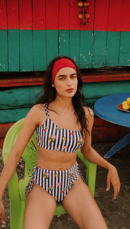 Top de Bikini Rayas , Colección Alma Frutal - Bari, los mejores trajes de baño y Bikinis. Diseño y tecnología juntos.
