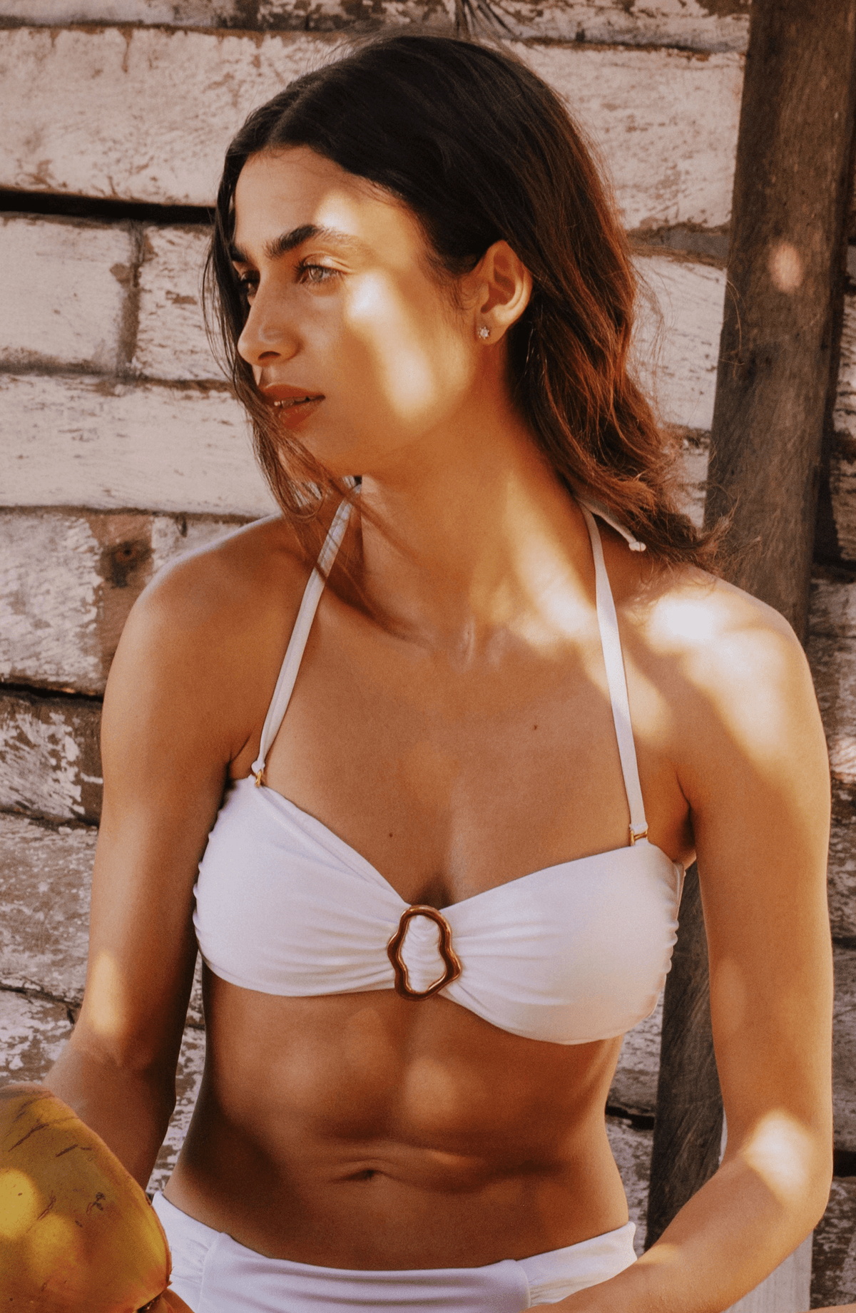 Top Strapless de Bikini Cloud Dancer, Colección ODISEA - Bari, los mejores trajes de baño y Bikinis. Diseño y tecnología juntos.
