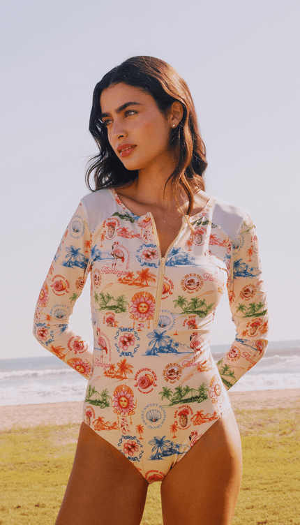 Traje de Baño Completo Manga Larga Tropical, Colección Alma Frutal - Bari, los mejores trajes de baño y Bikinis. Diseño y tecnología juntos.