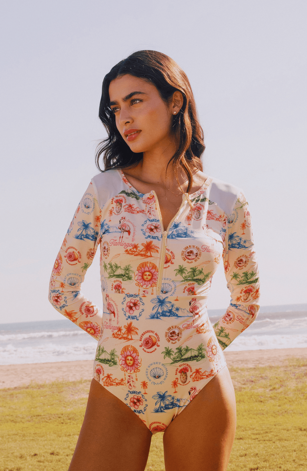 Traje de Baño Completo Manga Larga Tropical, Colección Alma Frutal - Bari, los mejores trajes de baño y Bikinis. Diseño y tecnología juntos.