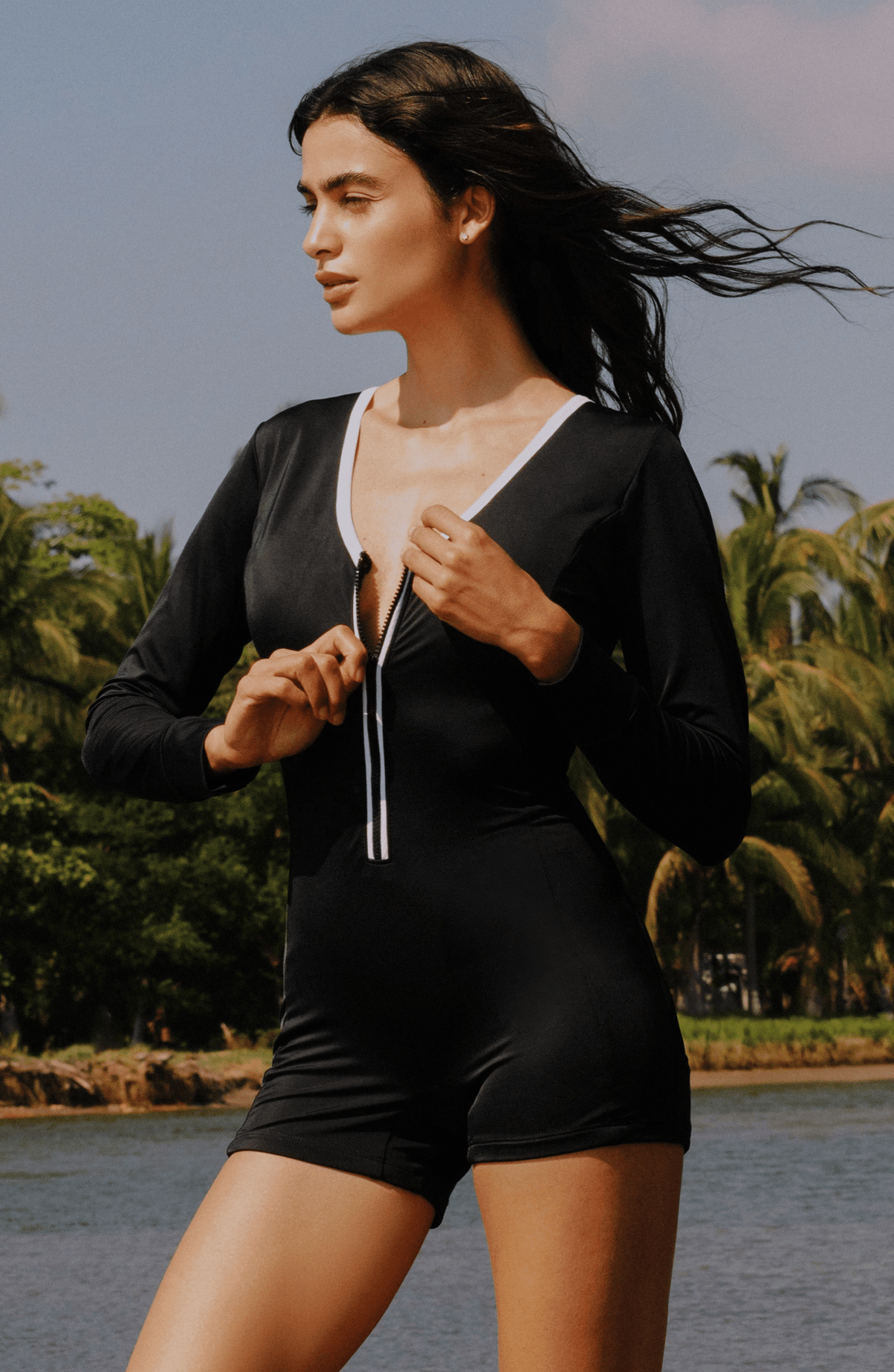 Traje de Baño Completo Midnight Control Abdominal Manga Larga, Colección Alma Frutal - Bari, los mejores trajes de baño y Bikinis. Diseño y tecnología juntos.