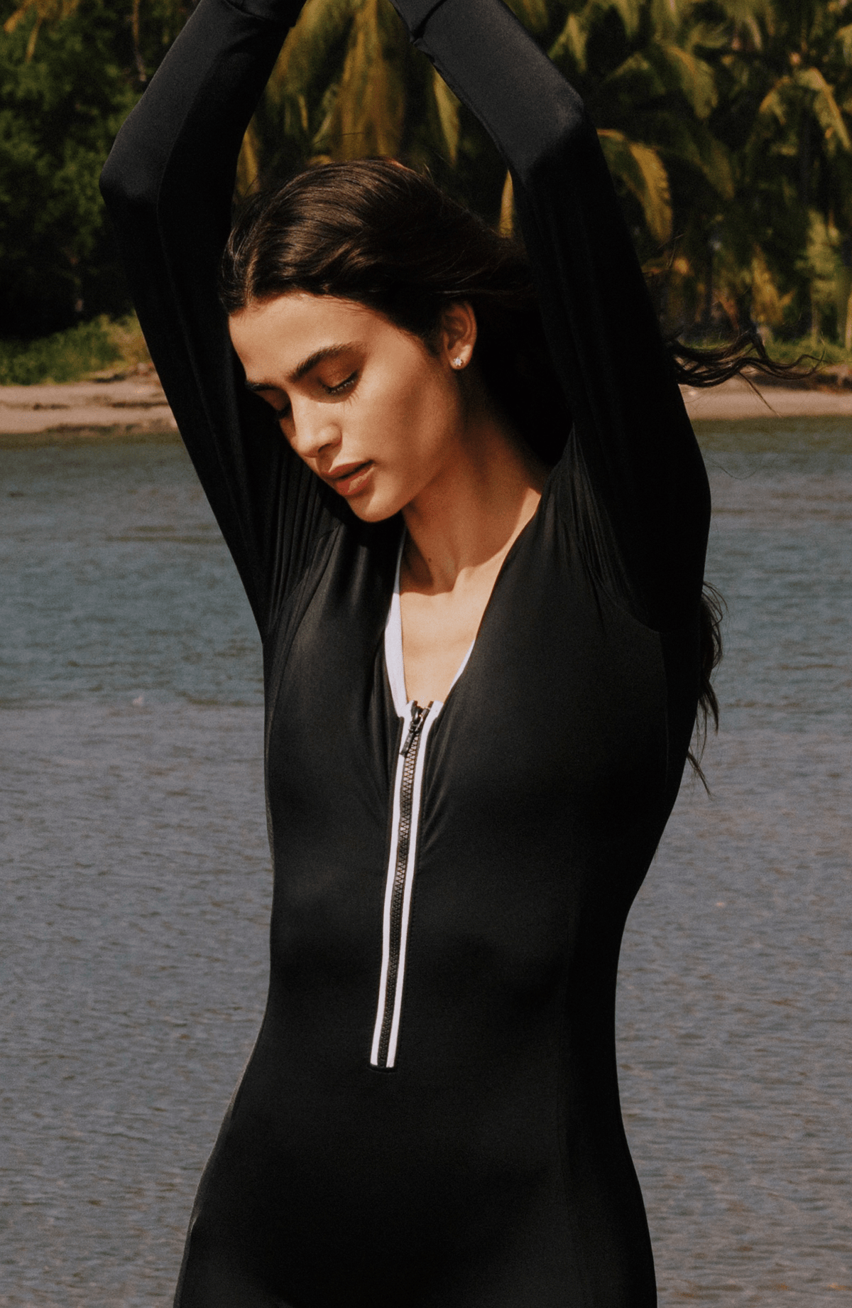 Traje de Baño Completo Midnight Control Abdominal Manga Larga, Colección Alma Frutal - Bari, los mejores trajes de baño y Bikinis. Diseño y tecnología juntos.