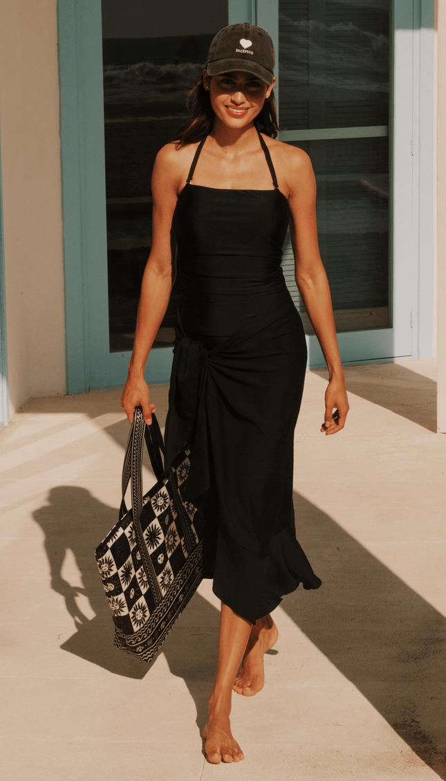 Traje de Baño Completo Midnight Control Abdominal Strapless, Colección Alma Frutal - Bari, los mejores trajes de baño y Bikinis. Diseño y tecnología juntos.