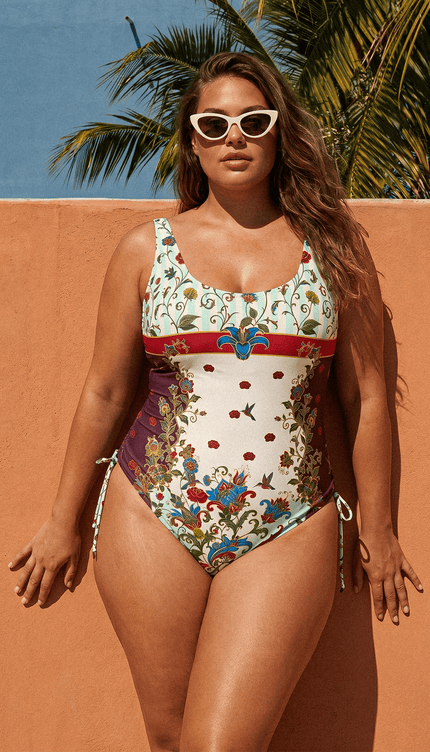 Traje de Baño Completo Paisley Floral , Colección ODISEA - Bari, los mejores trajes de baño y Bikinis. Diseño y tecnología juntos.