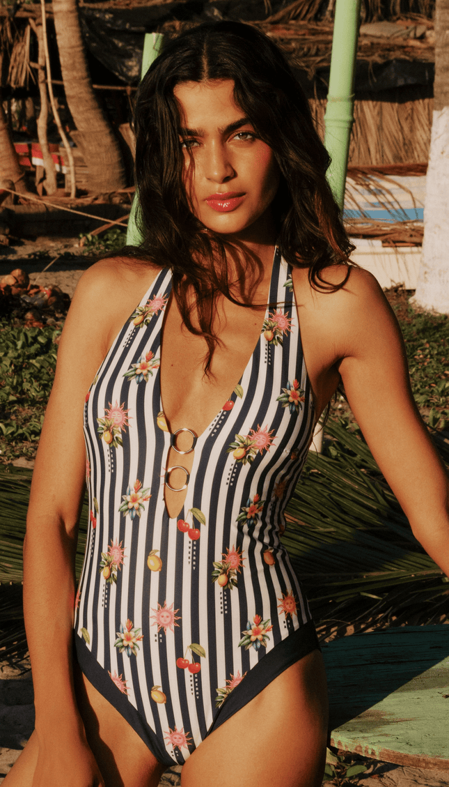 Traje de Baño Completo TD10183 Halter, Colección Alma Frutal - Bari, los mejores trajes de baño y Bikinis. Diseño y tecnología juntos.