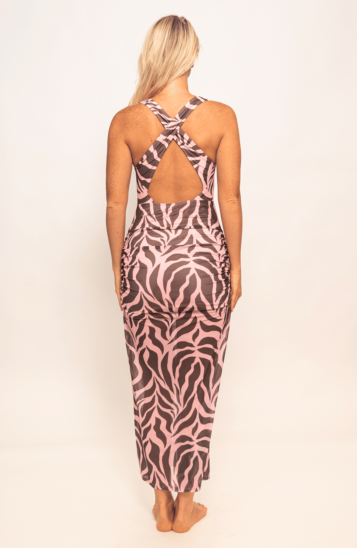 Vestido Maxi Animal Print, Colección ODISEA - Bari, los mejores trajes de baño y Bikinis. Diseño y tecnología juntos.