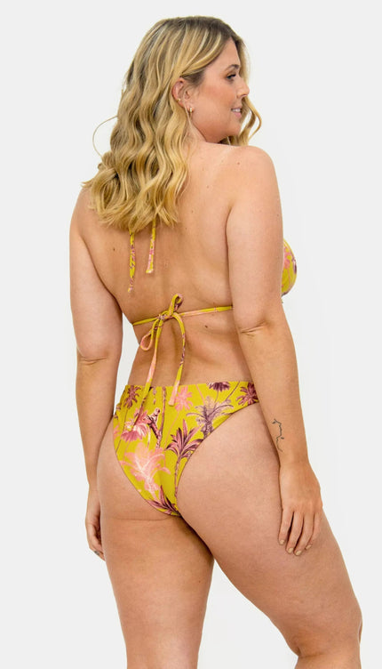 Bikini Reversible Estampado Bailando Entre Palmas - Bari, los mejores trajes de baño en México.
