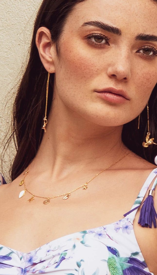 Collar Baño Oro Colibrí Estrella Concha - Bari, los mejores trajes de baño en México.