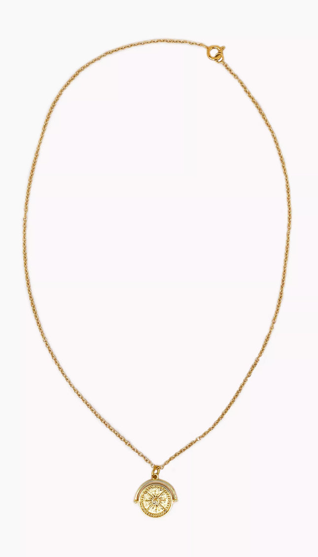 Collar Baño Oro Medalla Sol - Bari, los mejores trajes de baño en México.