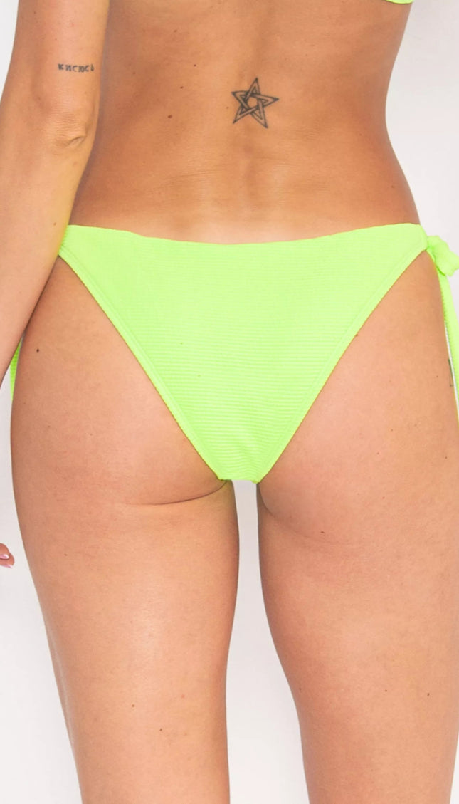 Panty Chica Bikini Verde Vibra Bonita - Bari, los mejores trajes de baño y Bikinis. Diseño y tecnología juntos.