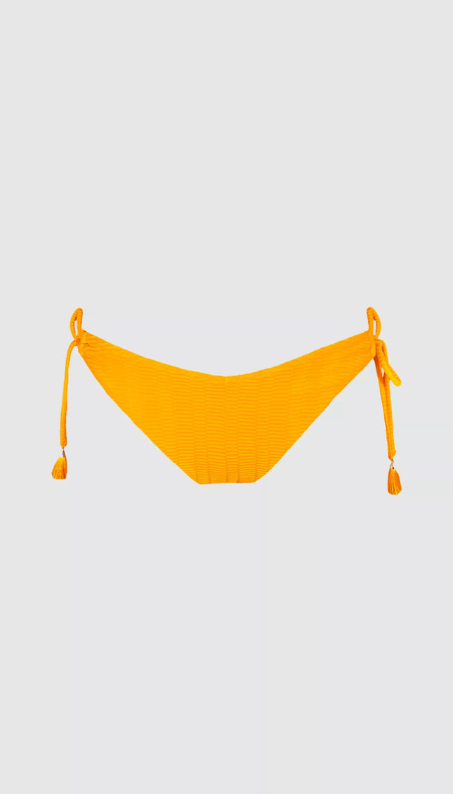 Panty ESSENTIALS Normal Bikini Naranja Alma Viajera - Bari, los mejores trajes de baño en México.