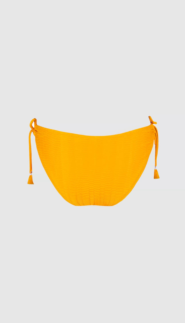 Panty ESSENTIALS Normal Bikini Naranja Alma Viajera - Bari, los mejores trajes de baño en México.